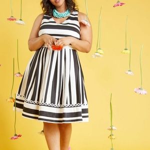 Striped A-Line Midi Dress w/Pockets
